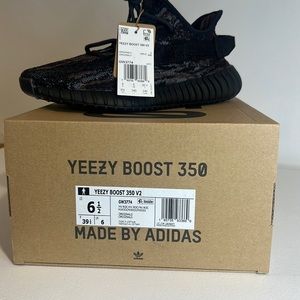Yeezy Boost 350 V2